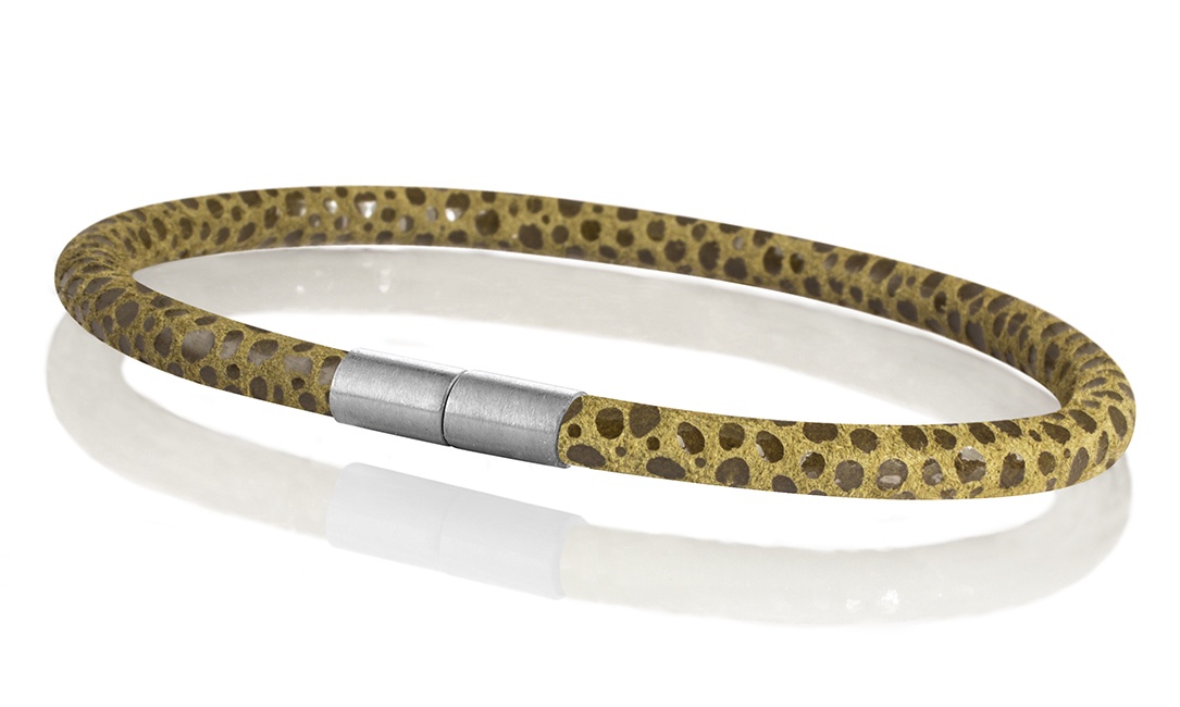 Leder Armband mit Rochen-Optik "Sylt" braun 4mm Armband aus Rochenleder der Marke Seemannsgarn by Q-Sportz _ Modell "Sylt" braun